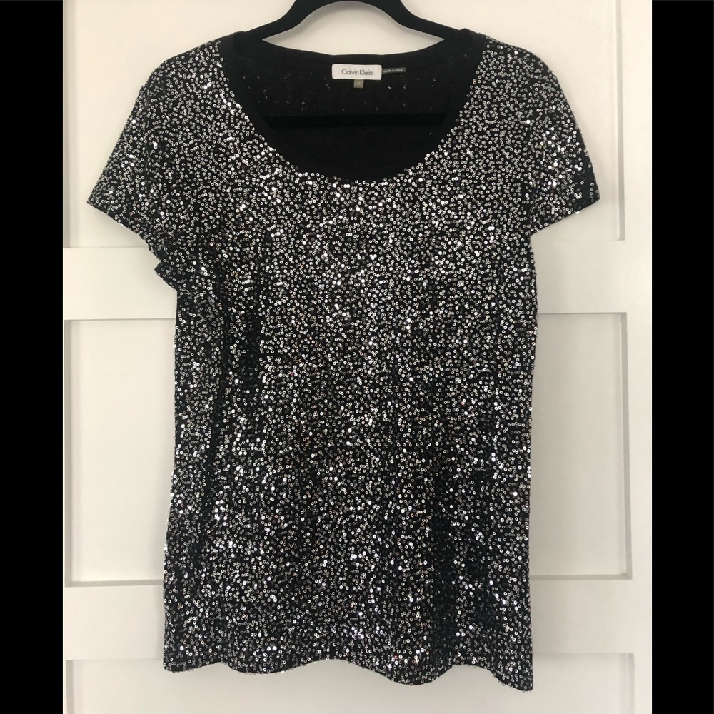 Beautiful sequined t-shirt
